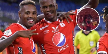 No aprende Gustavo Torres: otro gol y otra fiesta