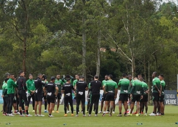 "No hay que relajarse, hay que afrontar el clásico como una final"