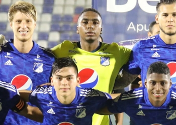 Críticas y memes para Esteban Ruiz por su error ante América