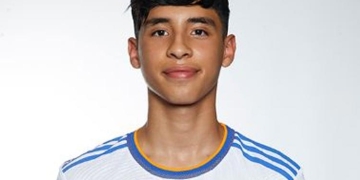 ¿Quién es el futbolista de padres colombianos que tiene Real Madrid?