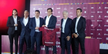 ¿De qué quedó a cargo Pascual Lezcano con Pékerman en Venezuela?