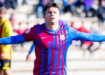 ¿Quién es el colombiano que se destaca con sus goles en la Masía del Barcelona?