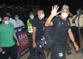 El recibimiento a Teo en la concentración de Deportivo Cali en Barranquilla