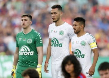 Helio Neto, sobreviviente de Chapecoense, visitó de nuevo el lugar del accidente