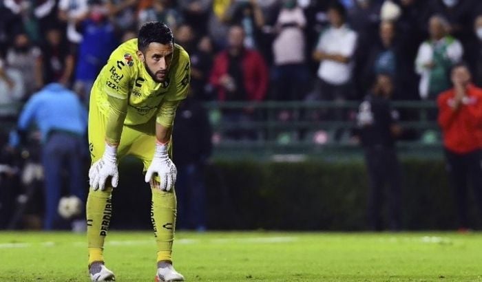 El error de Camilo Vargas en plena final de la Liga MX