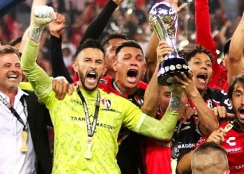 ¡Camilo Vargas, histórico! Atajó 2 penaltis y le dio el título a Atlas luego de 70 años