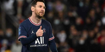 Lionel Messi baila adentro y fuera de la cancha