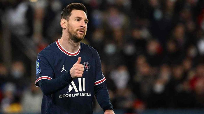 Lionel Messi baila adentro y fuera de la cancha