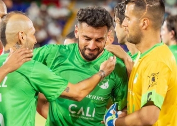 Andrés Pérez: despedida con la camiseta de Deportivo Cali, lágrimas y beso al escudo