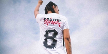 Corinthians y Nike rinden homenaje a Sócrates en nueva colección