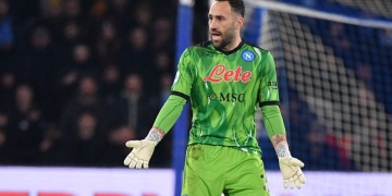 ¡Otra vez falló David Ospina!, ahora con el Napoli en Italia