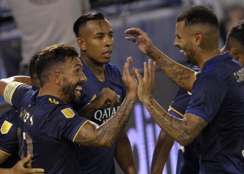 Tévez, fuerte: la equivocación de Edwin Cardona y el consejo a Sebastián Villa