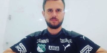 Se va de Deportivo Cali para unirse al cuerpo técnico de Juan Cruz Real en Junior