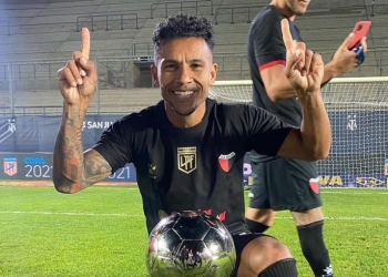 ¿Wilson Morelo y un despiste? Lo que habría dicho de su regreso a Santa Fe