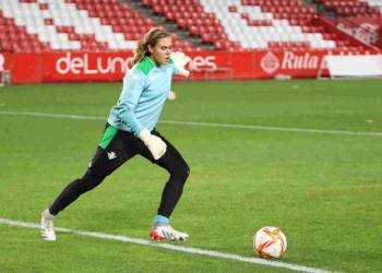 Catalina Pérez debutó y su equipo clasificó a cuartos de final