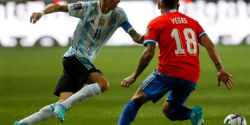 Di Maria y Lautaro le dan la ventaja parcial a Argentina frente a Chile