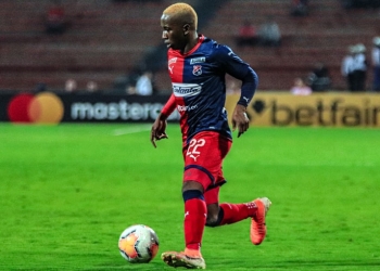Edwin Mosquera, el ex Medellín que fue presentado en su nuevo equipo