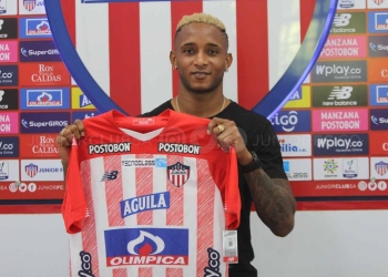 Junior anunció a su nuevo lateral derecho