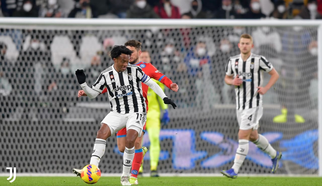 Cuadrado volvió a jugar en la victoria de Juventus
