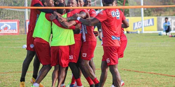 Junior: plantel completo para preparar el debut