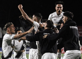Javier Méndez, Danubio FC, DIM, Deportivo Independiente Medellín, DaleRojo, fichajes DIM 2022-I