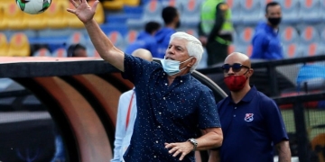 Julio Comesaña, los cambios y la razón de su escepticismo