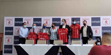 América de Cali presentó a su nuevo patrocinador oficial