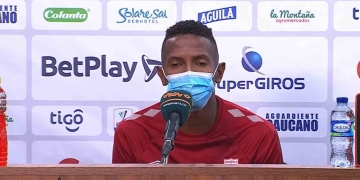 Esneyder Mena al borde del llanto: «Yo nunca vi un estadio así de lleno»