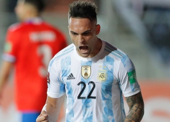 Sin Messi ni Scaloni: Argentina le ganó a Chile y sigue firme hacia Catar