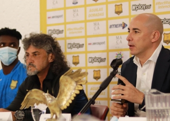 ¡Habría sucedido en partido de Águilas Doradas! «Irrumpió violentamente en el sitio del VAR»