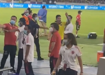 James y su gesto al público en el Metropolitano al final del partido