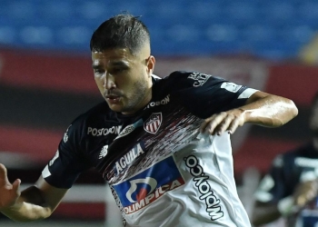 Larry Vásquez puso de su parte para jugar en Millonarios