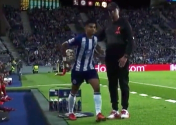 Hinchas de Liverpool bromean: ¿El momento en que Klopp le dijo a Luis Díaz que lo quería?