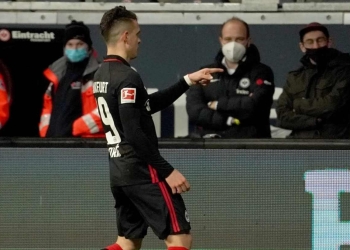 ¡Doblete de Rafael Santos Borré contra el Borussia Dortmund!
