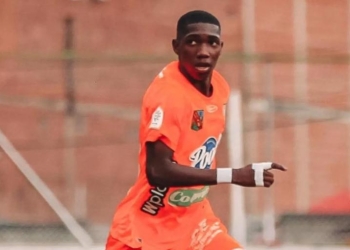 El regaño público de Alberto Suárez a Yaser Asprilla