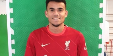 ¿La compraría? Este es el precio de la camiseta de Luis Díaz