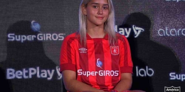 Sharon Corrales, arquera de selección