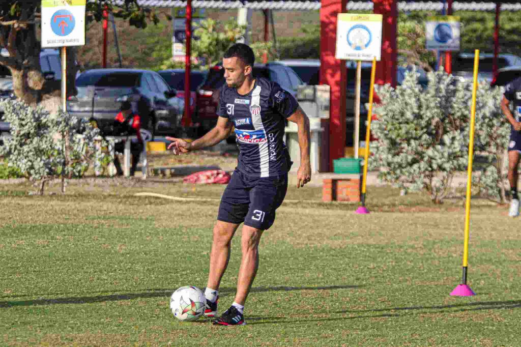 Daniel Giraldo: en busca de despegar con Junior