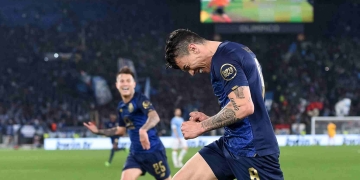 Porto clasificó y Mateus Uribe anotó un golazo