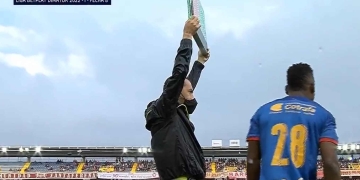 Inexplicable: ¡Comesaña sacó a Pardo a los 27 minutos!