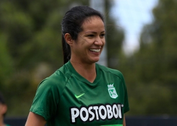 Lady Andrade seguirá siendo la abanderada de Nacional Femenino
