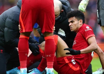 Así fue el primer partido de Luis Díaz en Anfield: asistencia y susto