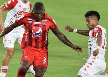 Santa Fe dejó escapar una ventaja de 2 goles y se llevó 1 punto de Cali
