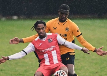 Yerson Mosquera saldría de Wolverhampton: ¡Le buscan club!