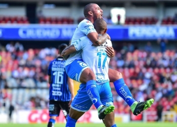 El equipo con 3 exjugadores de América de Cali que lidera la liga en México