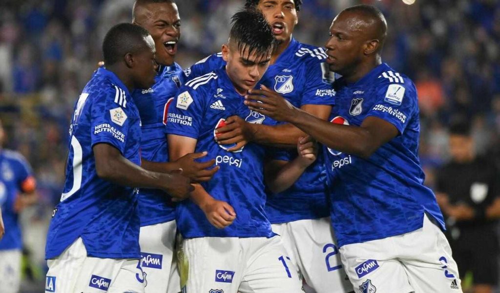 Millonarios, hincha de América en el clásico ante Nacional