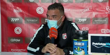 "Los árbitros se equivocan contra nosotros": Martín Cardetti