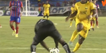 Liga BetPlay: terrible pifia de Carlos Bejarano, no fue gol ¡y así reaccionó Dayro Moreno!