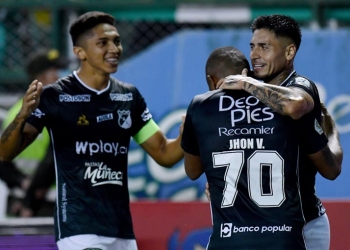 «Necesitamos, como sea, traer por lo menos un 10 y otro jugador más»