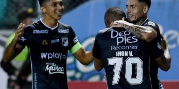 «Necesitamos, como sea, traer por lo menos un 10 y otro jugador más»